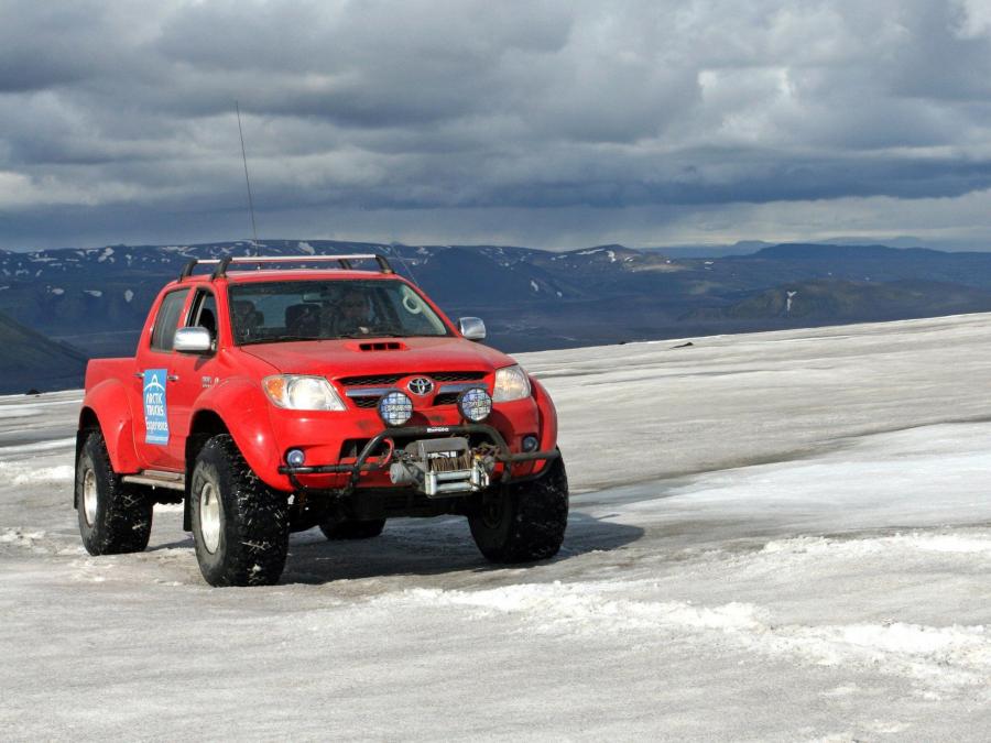  Toyota Hilux Invincible Double Cab by Arctic Trucks 2009 года  (фото 3 из 5)